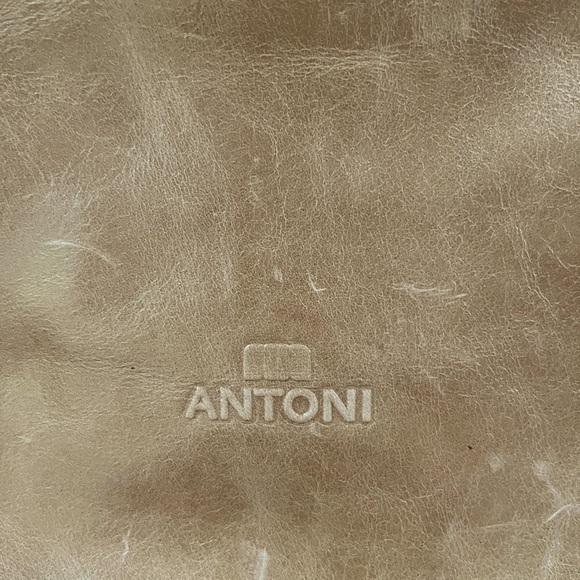 Antoni Lightly Distressed Leather Handbag -Latte - Picture 13 of 13